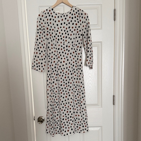H&M Dresses & Skirts - H&M size 4 polkadot midi dress